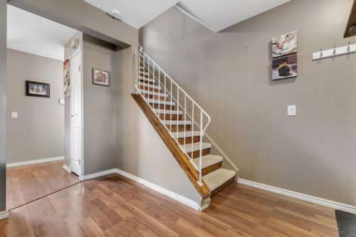 120 Pennsburg Way Se, Calgary, AB - Indoor Photo Showing Other Room