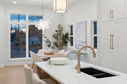 610 24A Street Nw, Calgary, AB - Indoor