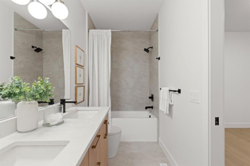 610 24A Street Nw, Calgary, AB - Indoor Photo Showing Bathroom