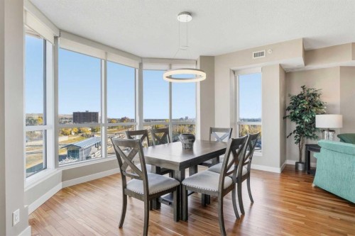 1005-32 Varsity Estates Circle Nw, Calgary, AB - Indoor Photo Showing Dining Room