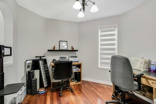 189 Coral Springs Court Ne, Calgary, AB - Indoor Photo Showing Office