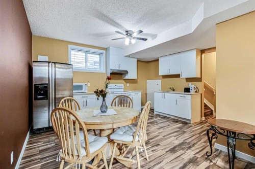 189 Coral Springs Court Ne, Calgary, AB - Indoor Photo Showing Dining Room