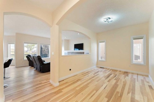 20 Sherwood Circle Nw, Calgary, AB - Indoor Photo Showing Other Room