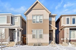 149 Corner Ridge Mews NE Calgary, AB T3J 1X5