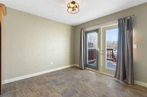 17 Deer Coulee Drive, Didsbury, AB - Indoor Photo Showing Other Room