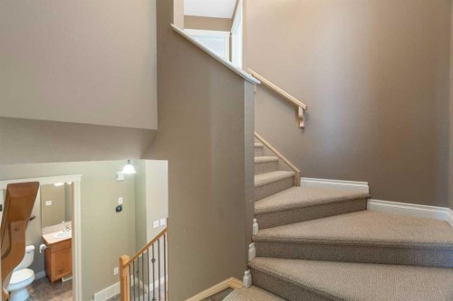 17 Deer Coulee Drive, Didsbury, AB - Indoor Photo Showing Other Room