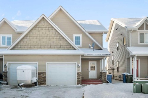 17 Deer Coulee Drive, Didsbury, AB - Outdoor
