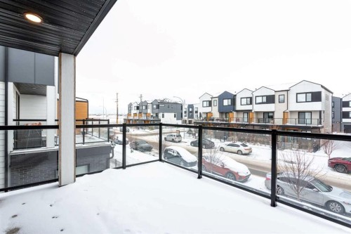 8521 19 Avenue Se, Calgary, AB - Outdoor With Balcony