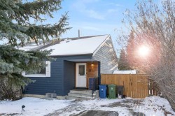 37 Benchlands Drive  Cochrane, AB T4C 1C3