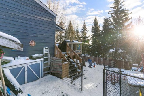 37 Benchlands Drive, Cochrane, AB - Outdoor