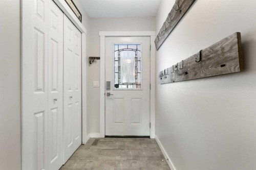 37 Benchlands Drive, Cochrane, AB - Indoor Photo Showing Other Room