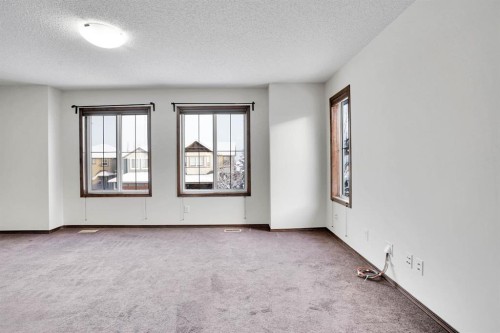 142 Everoak Green Sw, Calgary, AB - Indoor Photo Showing Other Room