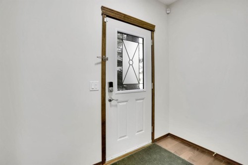 142 Everoak Green Sw, Calgary, AB - Indoor Photo Showing Other Room