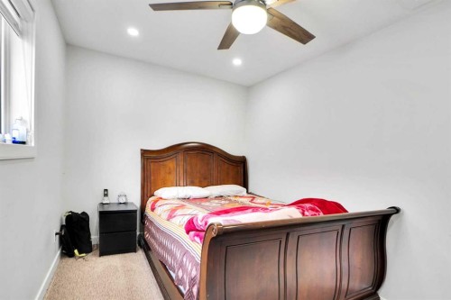 85 Saddlebrook Circle Ne, Calgary, AB - Indoor Photo Showing Bedroom