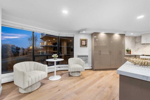 601-320 Meredith Road Ne, Calgary, AB - Indoor