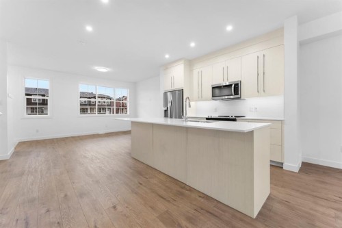 277 Dawson Way, Chestermere, AB - Indoor Photo Showing Kitchen With Upgraded Kitchen