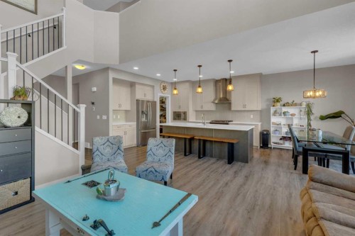 173 Kingsbury Close Se, Airdrie, AB - Indoor