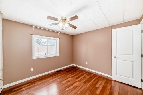 24 Spring Dale Circle Se, Airdrie, AB - Indoor Photo Showing Other Room