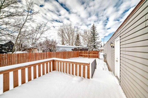 24 Spring Dale Circle Se, Airdrie, AB - Outdoor With Deck Patio Veranda