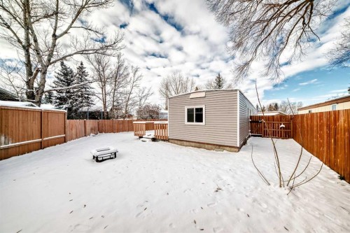 24 Spring Dale Circle Se, Airdrie, AB - Outdoor