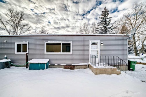 24 Spring Dale Circle Se, Airdrie, AB - Outdoor With Exterior