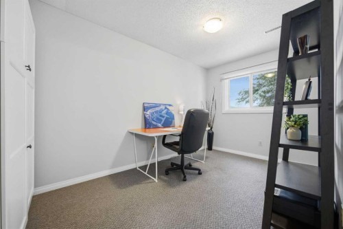 2-3015 51 Street Sw, Calgary, AB - Indoor