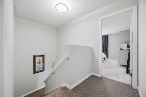 2-3015 51 Street Sw, Calgary, AB - Indoor Photo Showing Other Room