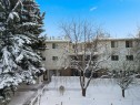 2-3015 51 Street Sw, Calgary, AB  - Outdoor 