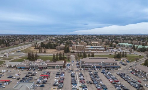 2628 Oakmoor Drive Sw, Calgary, AB - Outdoor With View