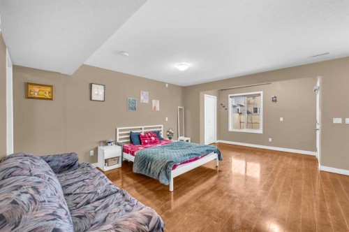57 Saddlecrest Park Ne, Calgary, AB - Indoor Photo Showing Bedroom