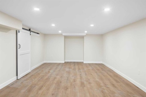 248 Madeira Place Ne, Calgary, AB - Indoor