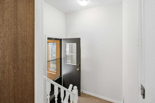 14804 Deer Run Drive Se, Calgary, AB - Indoor Photo Showing Other Room
