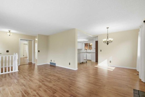 14804 Deer Run Drive Se, Calgary, AB - Indoor