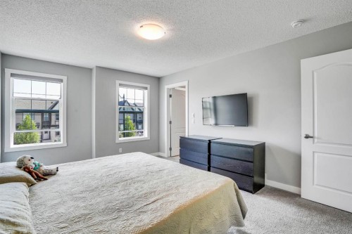1370 Legacy Circle Se, Calgary, AB - Indoor Photo Showing Bedroom