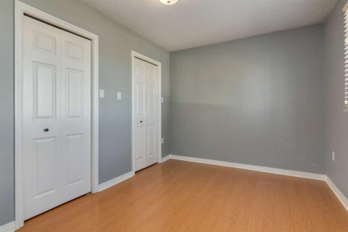4603 79 Street Nw, Calgary, AB - Indoor Photo Showing Other Room
