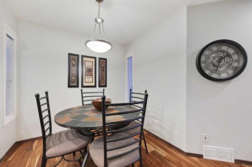 71 Cranberry Place Se, Calgary, AB - Indoor Photo Showing Dining Room