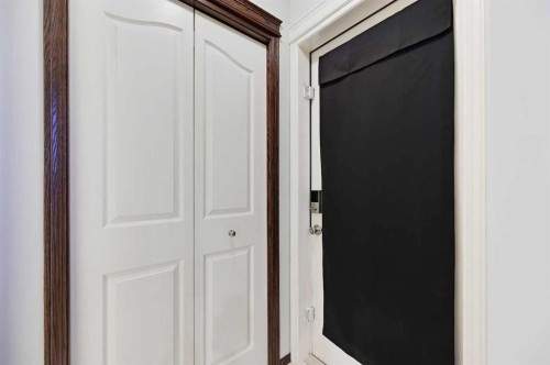 71 Cranberry Place Se, Calgary, AB - Indoor Photo Showing Other Room