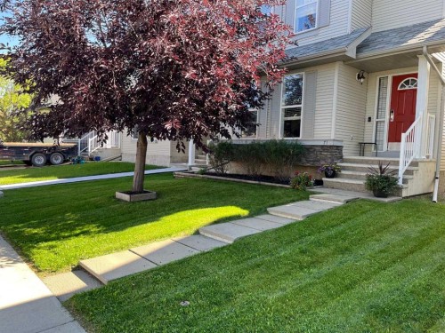 71 Cranberry Place Se, Calgary, AB - Outdoor