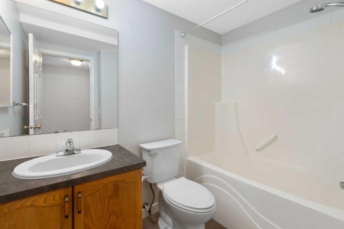 46 Bridleridge Way Sw, Calgary, AB - Indoor Photo Showing Bathroom