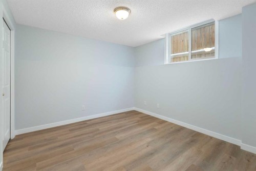 46 Bridleridge Way Sw, Calgary, AB - Indoor Photo Showing Other Room