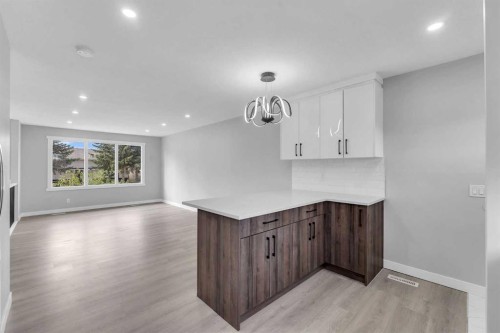 992 Rundlecairn Way Ne, Calgary, AB - Indoor