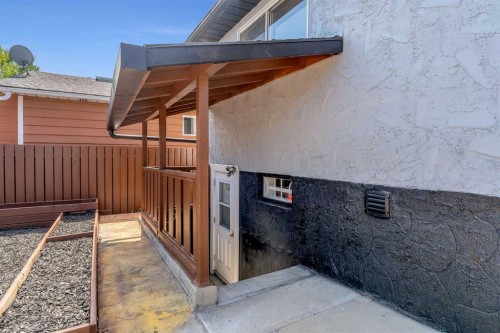 992 Rundlecairn Way Ne, Calgary, AB - Outdoor With Exterior