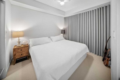211-323 20 Avenue Sw, Calgary, AB - Indoor Photo Showing Bedroom