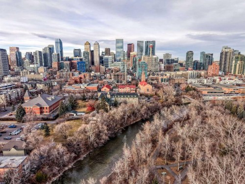 211-323 20 Avenue Sw, Calgary, AB - Outdoor With View