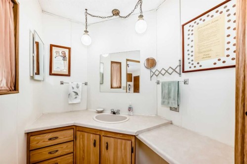 3227 Burroughs Manor Ne, Calgary, AB 