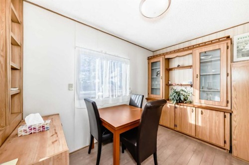 3227 Burroughs Manor Ne, Calgary, AB 