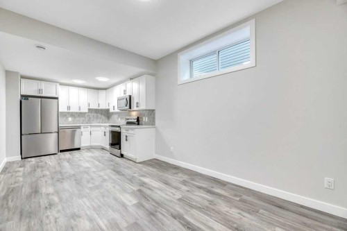 230 Wildrose Drive, Strathmore, AB - Indoor Photo Showing Kitchen