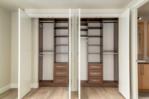 1700-817 15 Avenue Sw, Calgary, AB - Indoor Photo Showing Other Room