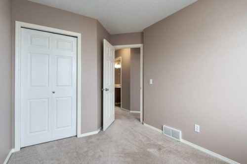 1102 Prairie Sound Circle Nw, High River, AB - Indoor Photo Showing Other Room