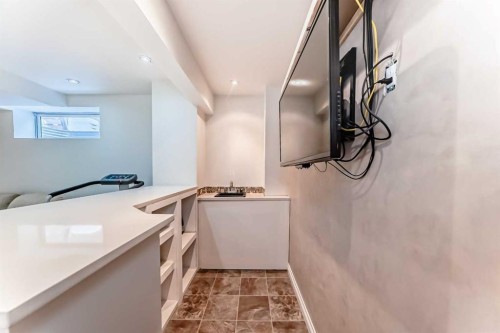 170 Country Hills Heights, Calgary, AB - Indoor